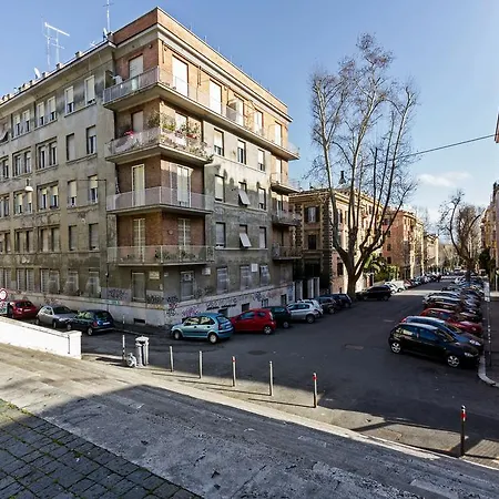 La Scalea Di Trastevere *